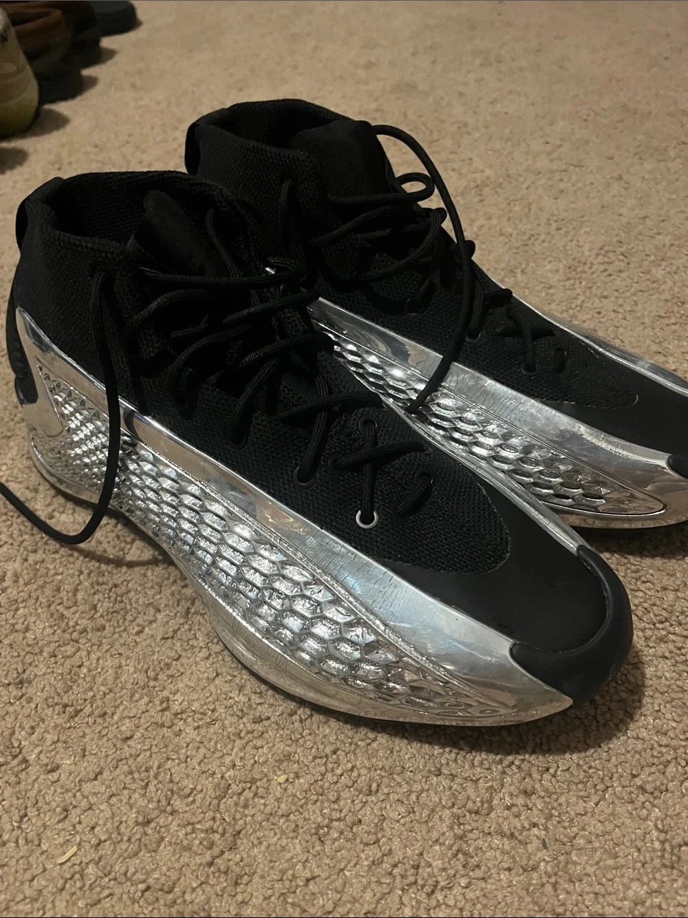 AE 1’s Highs Silver Metallic